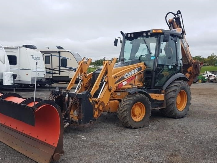 2011 Case 580 SuperN Loader Backhoe photo