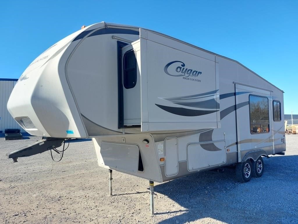 Travel Trailers & Fifth Wheels Photo Gallery | 