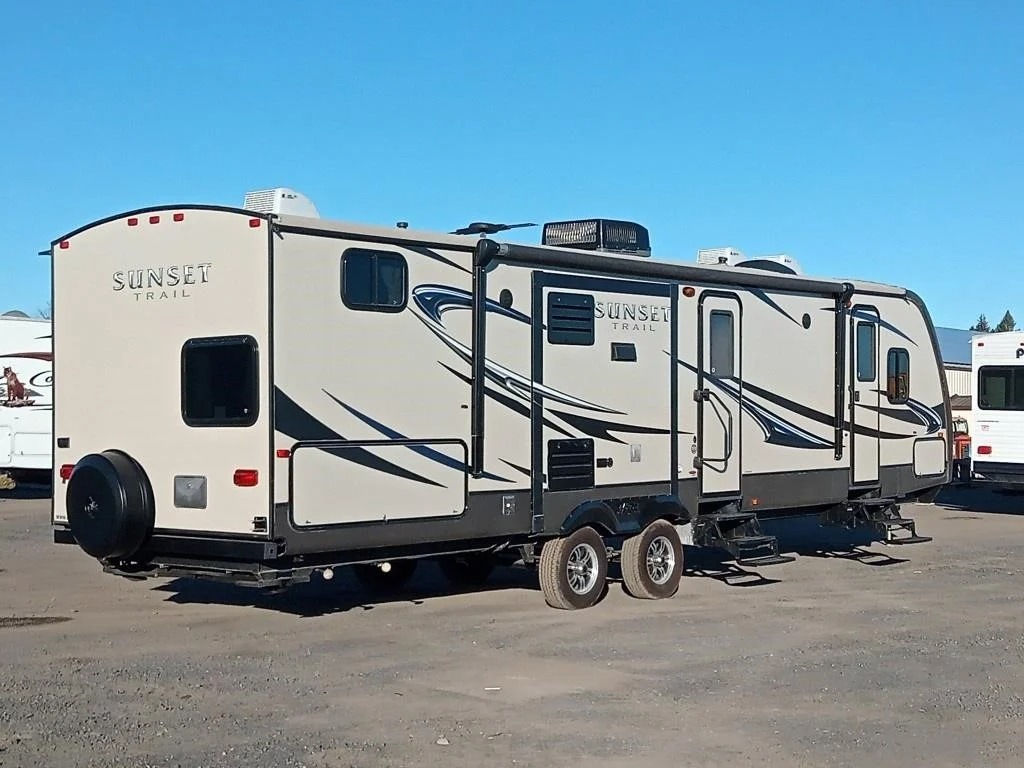 Travel Trailers & Fifth Wheels Photo Gallery | 